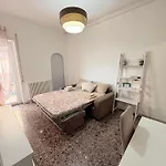 Palhome Lejlighed Rom